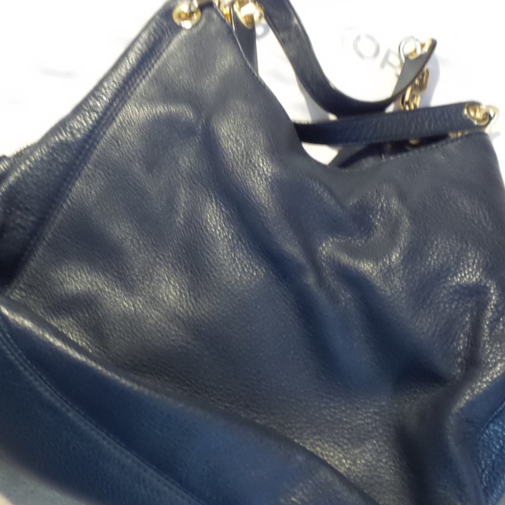 Michael Kors - Picture 3 of 6